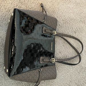 Michael Kors Tote Handbag Voyager